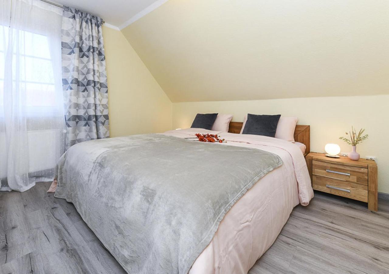 Ferienwohnung Torens-Nordsee -Apartments 2 Нойхарлингерзиль Экстерьер фото